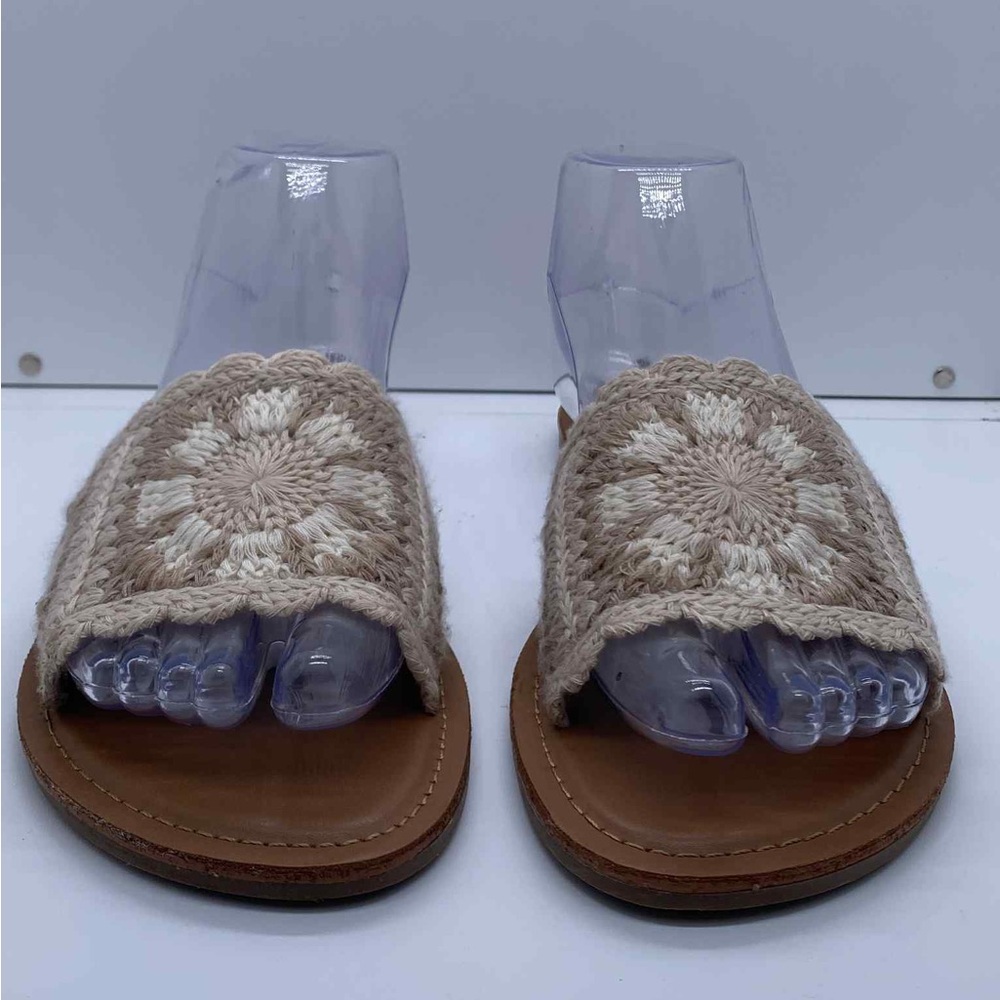 HAUTE HIPPIE Rianne Crochet Flat Slide Sandals Women’s Size 7.5 - Picture 2 of 9
